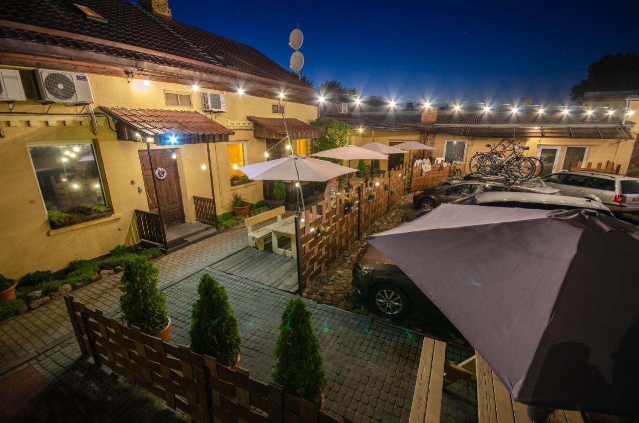 Hotel Veldzes Nams Ventspils Exterior foto